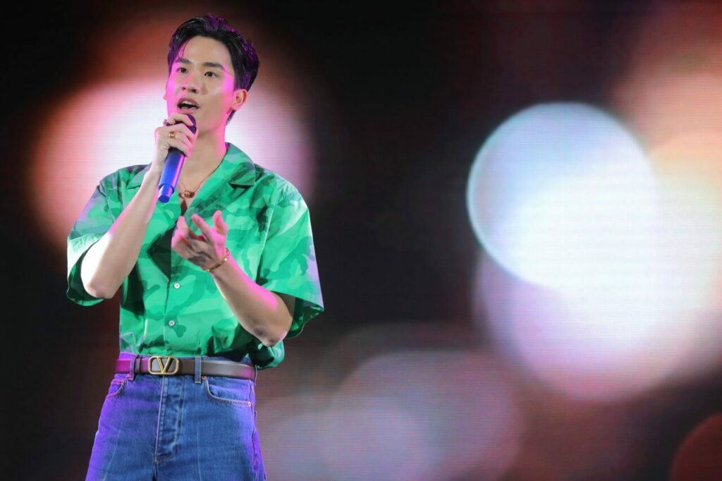 aura_exclusive_5D4M1839